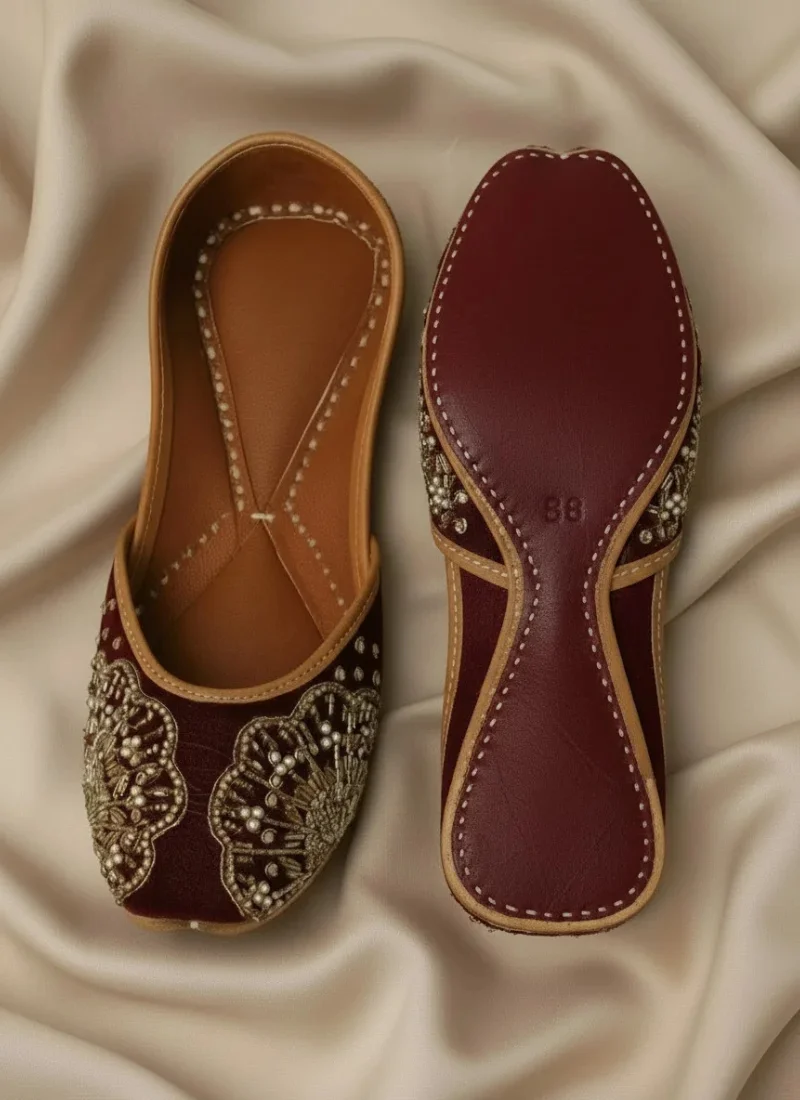 Royal Maroon Jutti - Image 4