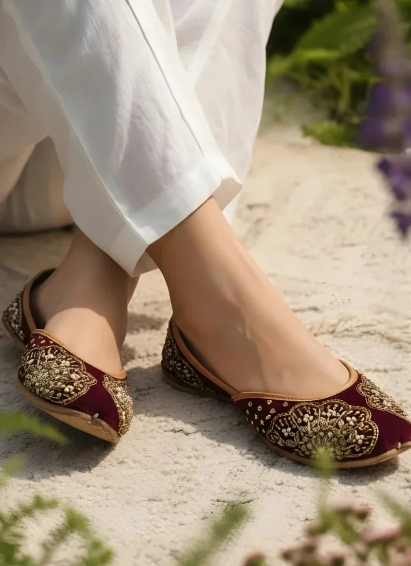 Royal Maroon Jutti - Image 5