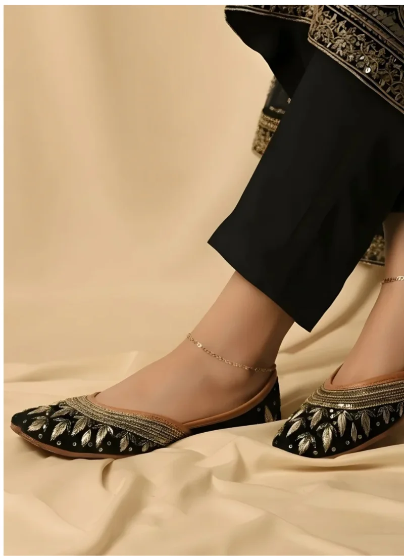 Patiala Kali Jutti - Image 5